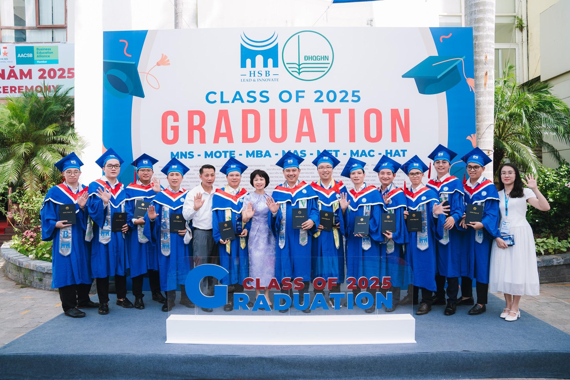 Sau đại học dành cho nhà quản lý